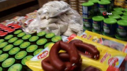 - Polonya'da Türk iş adamlarından ihtiyaç sahiplerine Ramazan yardımı