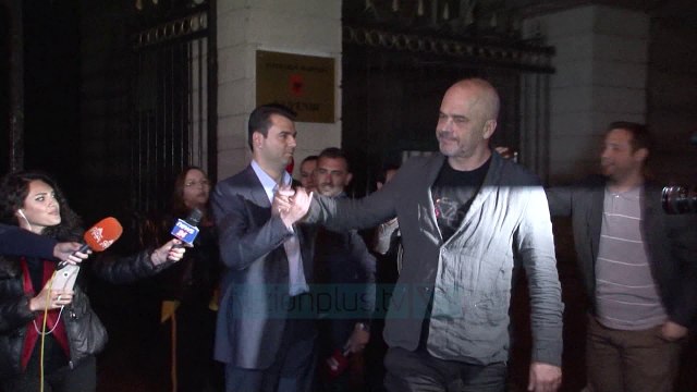 Marrëveshja me Ramën/ Basha: U gabova! S’do të përsëritet më kurrë - Lajme - Vizion Plus