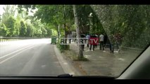 Report TV -Bardhi dhe një grup të rinjsh të PD-së rikthehen në protestë