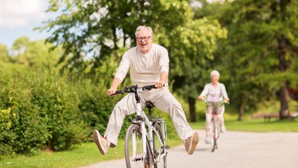 Meydanlar 65 yaş üstüne kaldı