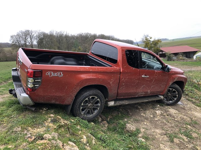 Mitsubishi L200 (2020) : solide