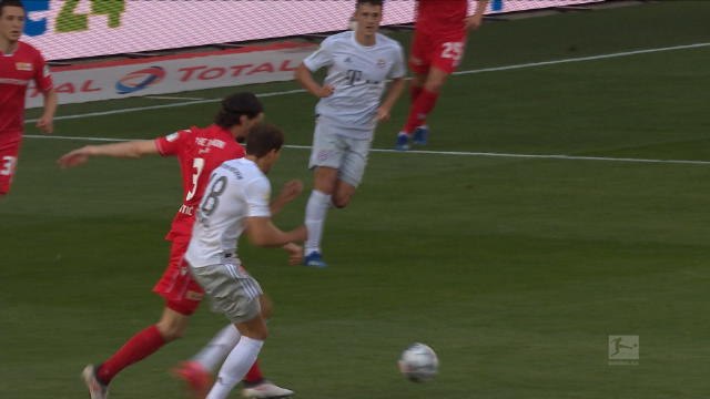 Bayern ease to victory on Bundesliga return at Union Berlin