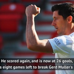 Lewandowski can break Gerd Muller's record - Flick