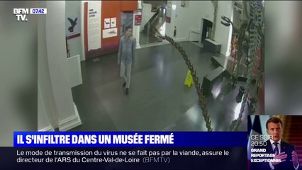 Il s'infiltre dans un musée fermé de Sydney pour y faire des selfies