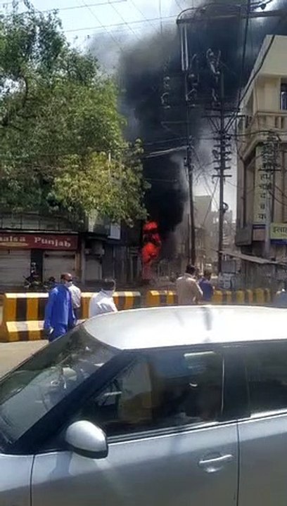 BIG BREAKING : ग्वालियर में घर में लगी भीषड़ आग, 6 लोगों के शव हुए बरामद, 10 को किया रेसक्यू