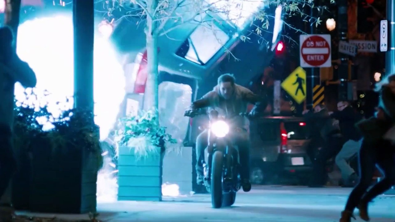 VENOM - Bike Action Scene