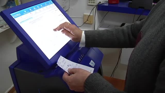 Reabren los terminales de juego