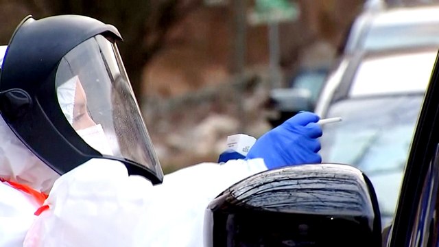 US coronavirus: Experts fear new wave of infections