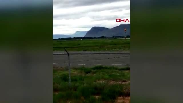 Kanada Hava Kuvvetleri'ne ait gösteri uçağı düştü