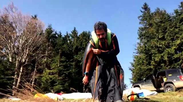 19 Mayıs'ın 101. yıl dönümünde Atatürk'ü gökyüzünde andılar