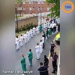 La Première ministre belge en visite dans un hôpital est accueillie par une haie de "deshonneur"