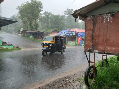 Weather Update : Chances for rain over Tamil Nadu | Amphan Cyclone
