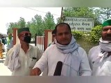 कैराना: भाकियू अध्यक्ष ने अपनी टीम के साथ 450 प्रवासी मजदूरों को खिलाया खाना