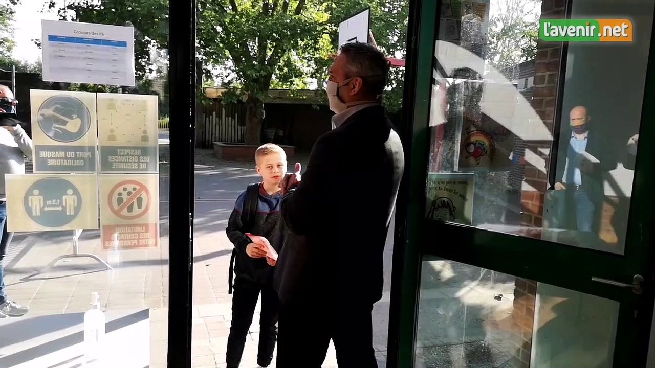 Les élèves de sixième année de retour à l'école du Château à Tournai