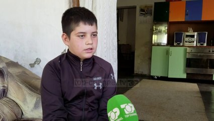 Jetimi kërkon ndihmë! Një 9-vjeçar jeton me gjyshërit