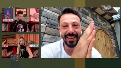 Wake Up/ Valon Shehu një cover ҫdo javë. Këngëtari rrëfen për angazhimet edhe si prezantues