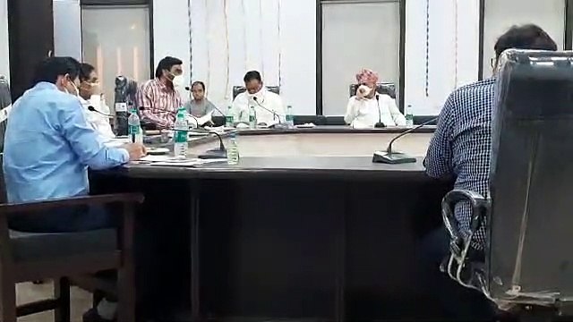 सांसद हनुमान बेनीवल ने बैठक में पूछा - क्वॉरंटीन लोगों पर 2440 रुपए कहां खर्च कर रही है सरकार