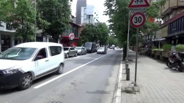 - Kosova'da normalleşme sürecinin ikinci aşaması başladı- Kafeler, restoranlar ve kuaförler yeniden...