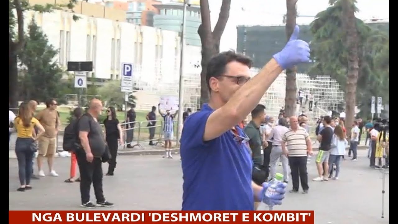 Protesta e Aleancës/ Policia instalon autoparlantet! Alibeaj pari nga PD që mbërrin në shesh