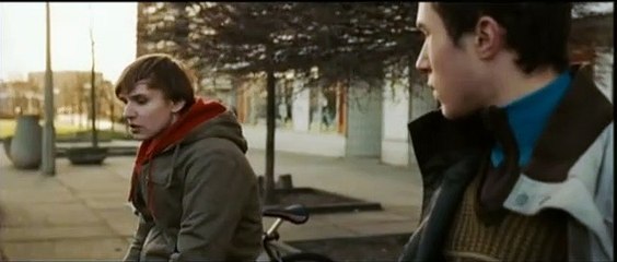 Siete domingos a la semana - Tráiler español