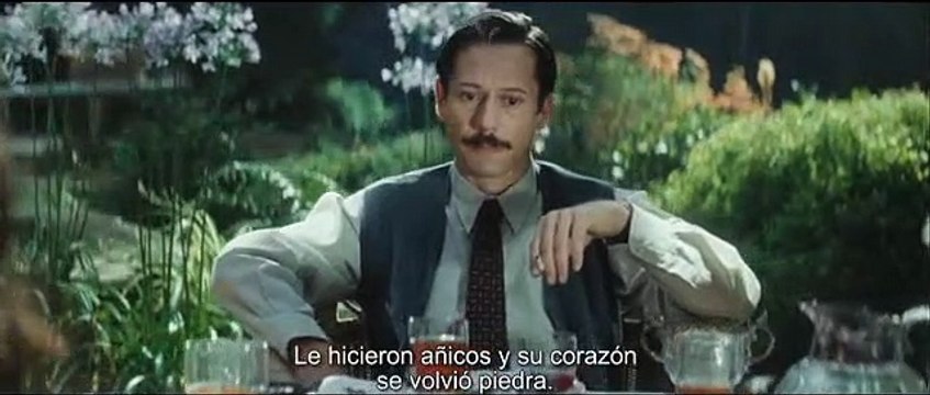 Pollo con ciruelas - Tráiler español (v.o.s.)