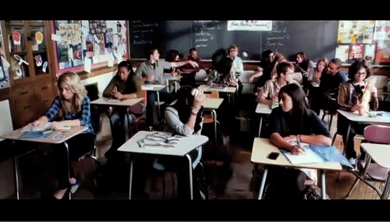 LOL (2012) - Tráiler español