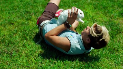 Cuestión de actitud (Xenia) - Tráiler español (doblado)