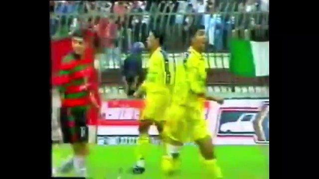 Farid Ghazi : buts, skills de l'attaquant des Verts et Troyes