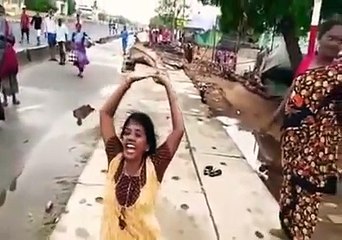 ஊரடங்கில் நைட்டி போட்டு சாமி ஆடிய பெண் ! _ A Woman act like a God in the middle