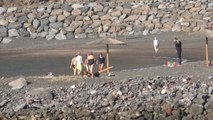 Vecinos de La Gomera disfrutan de las playas en la fase 2 de la desescalada