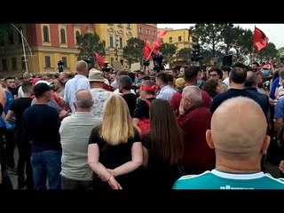 Report TV -S'ka qetësi, sërish tension dhe shtyje mes protestuesve