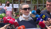 Protestojnë artistët e Shkodrës/ Kundër shembjes së godinës së tetarit Kombëtar