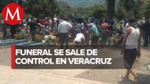 Atacan a funcionarios municipales en cementerio de Veracruz