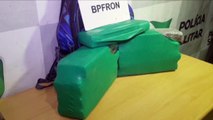 Travesti, menor de idade, é apreendida com drogas durante ação do BPFron