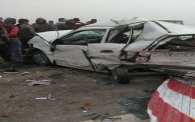 Download Video: Uttar Pradesh: Multiple injuries caused in collision between ten cars due to dense fog on Lucknow-Agra expressway