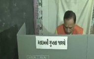 Voting underway for first phase of Gujarat Assembly elections, CM Rupani among 977 candidates in fray