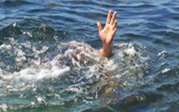 Body of missing teenager found off SA coast