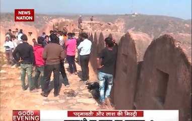 Mudda Aaj Ka: Body found hanging at Nahargarh Fort, messages referring to Padmavati found on nearby stones