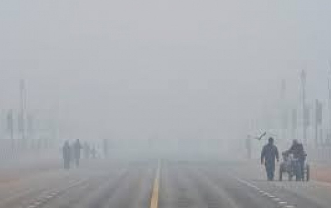Heavy fog blankets Delhi/NCR, visibility low