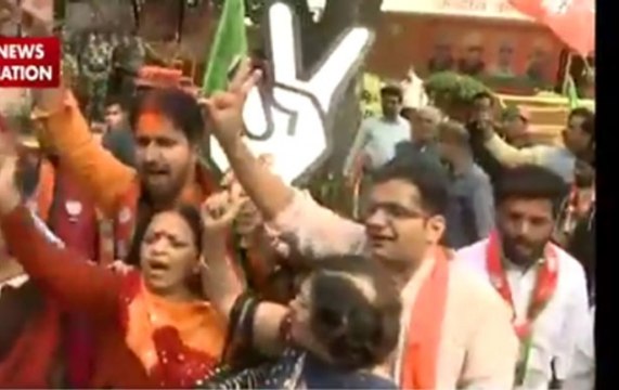 Bjp PKG NN: Sensex crosses 29561 points post BJP win in UP and Uttarakhand