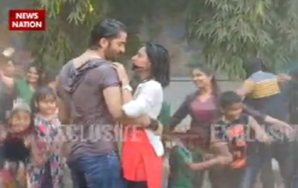 Watch: Sonakshi and Dev getting cozy while dancing in rain