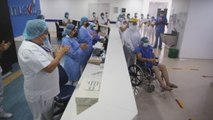 Colombiano recuperado de coronavirus sale del hospital tras 16 días internado