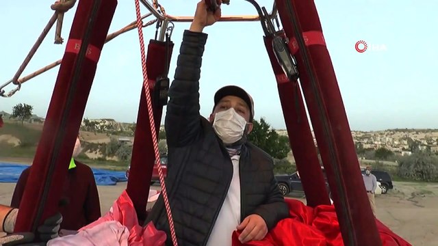 Türkiye’nin ilk yerli balonu Atatürk ve Türk Bayrağı ile Kapadokya semalarında havalandı