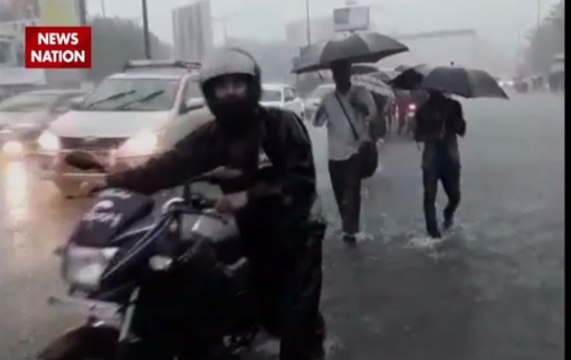 Zero Hour: Excess water choked maximum city; see problem of draining system of Mumbai