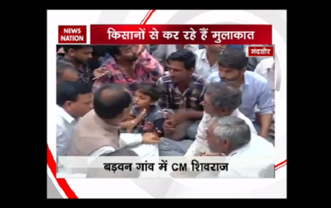 Mandsaur: MP CM Shivraj Singh meets families of deceased farmers