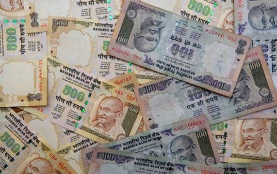 Fake Rs 100 notes worth over Rs 6 lakh seized in Delhi, 2 arrested