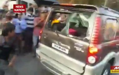V K Sasikala's convoy attacked near Bengaluru court