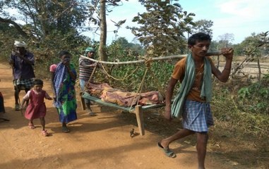 Family carries patient on cot for 8 kilometres, takes back body the same way after he dies
