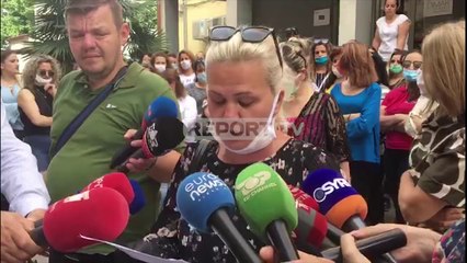 Tải video: Morën pagën e luftës, por kërkojnë edhe asistencë, 300 punëtorë të fasonerisë në Shkodër në protestë