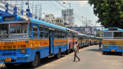 Video herunterladen: Many two-wheelers among Priyanka's 1000 buses for migrants